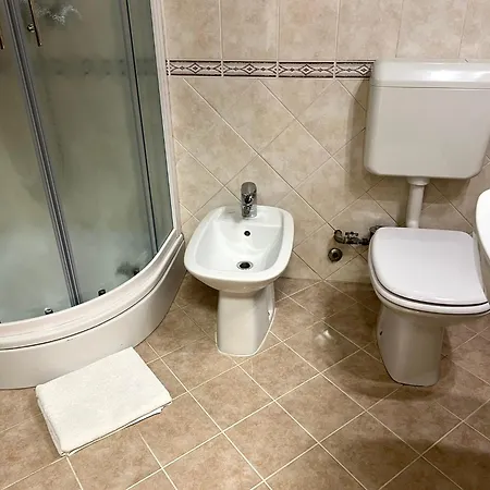 Lägenhet Apartma Dapda *